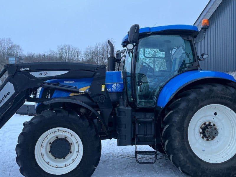 New Holland T7030 AUTOCOMMAND + frontlæsser fra 2018