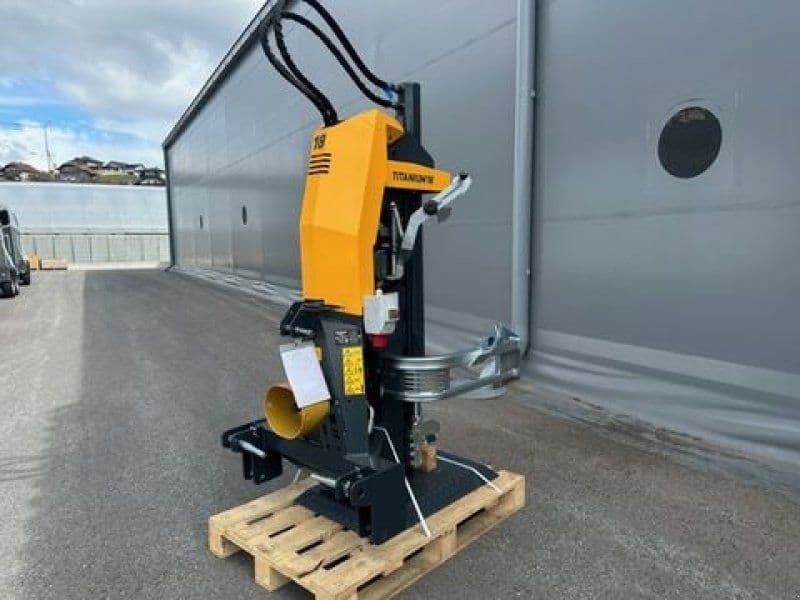 Uniforest Titanium 18CD+E Zapfwelle Elektro