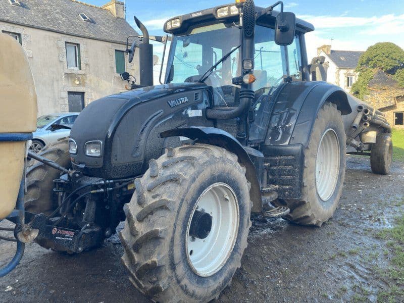 Valtra TRACTEUR N 142