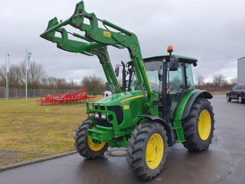 John Deere 5070M