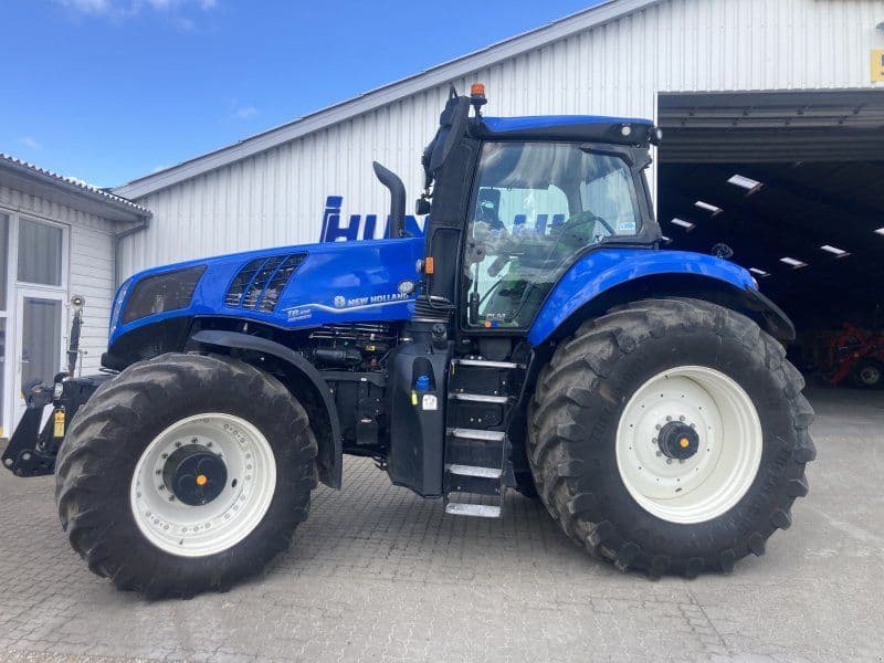 New Holland T8.435 PLMI UC ST. V