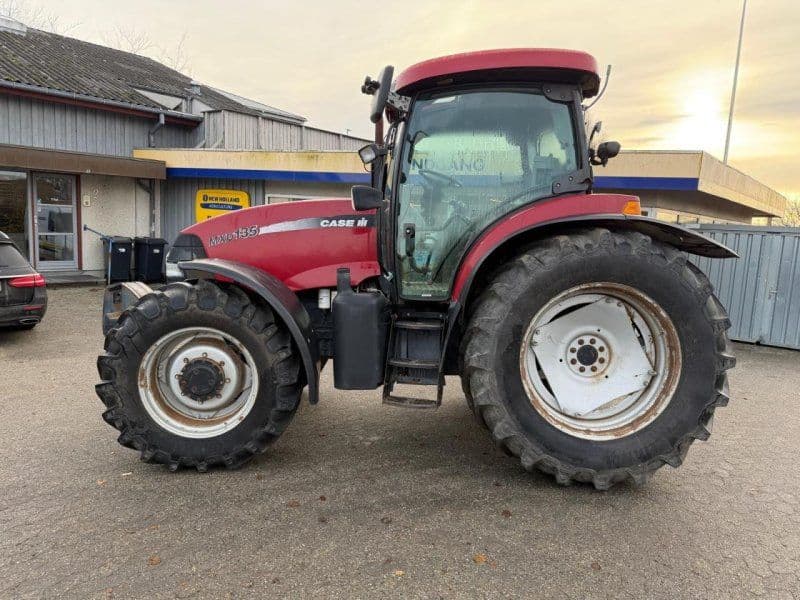 Case IH MXU 135