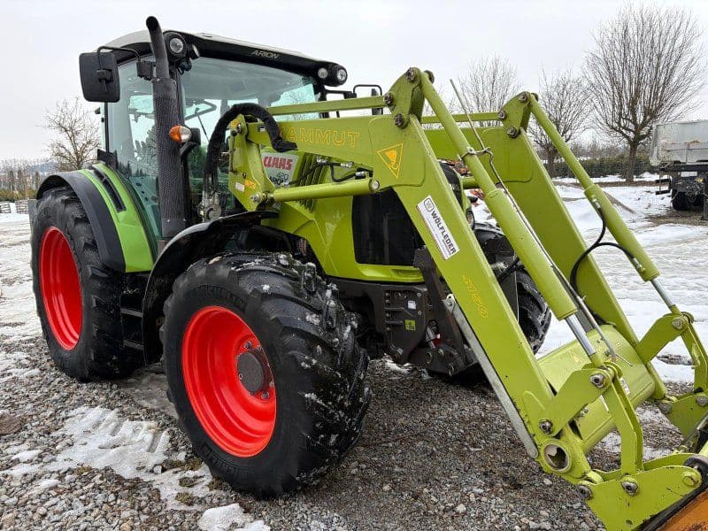 Claas Arion 420