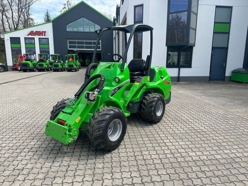 Avant 735 Multifunktionslader Aktion
