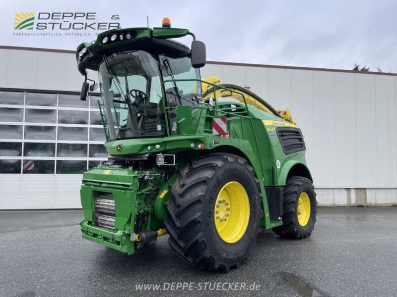 John Deere 8600i