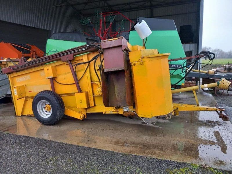 Corvette 450 4,5m3 Trémie