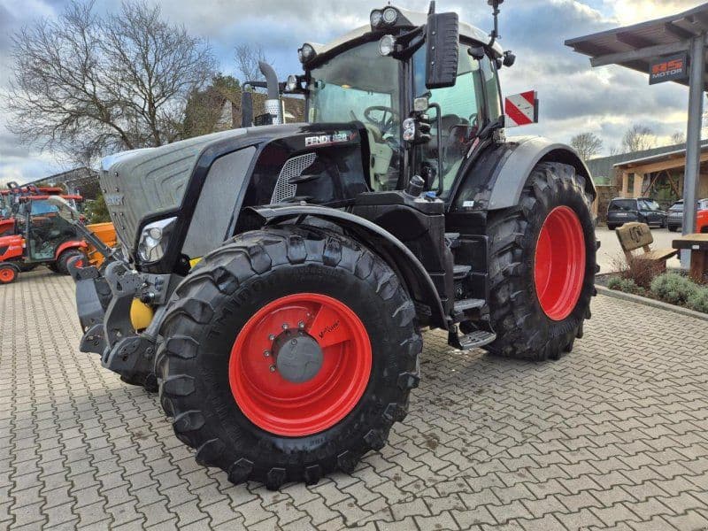 Fendt 828 Vario Profi Plus