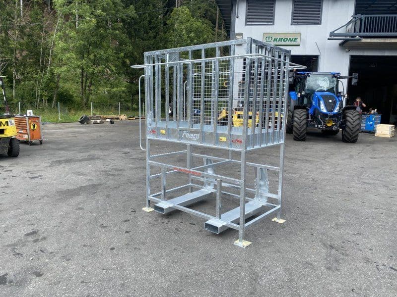 Fliegl Arbeitsbühne/Arbeitskorb mit Euroaufnahme