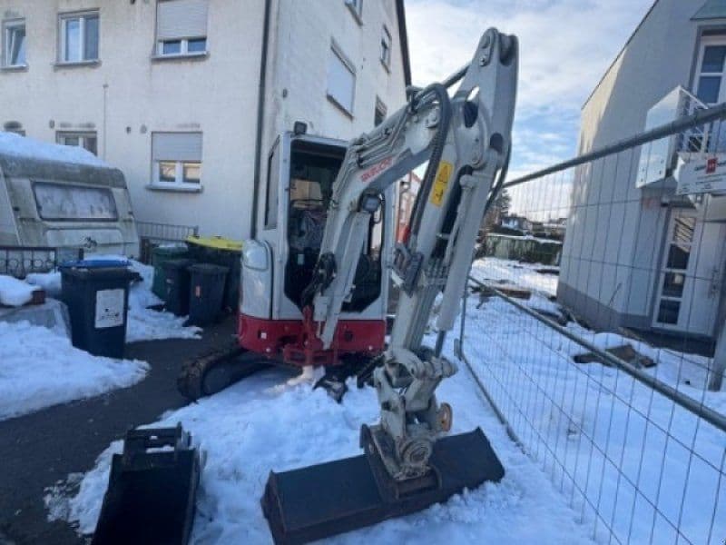 Takeuchi TB 325RA