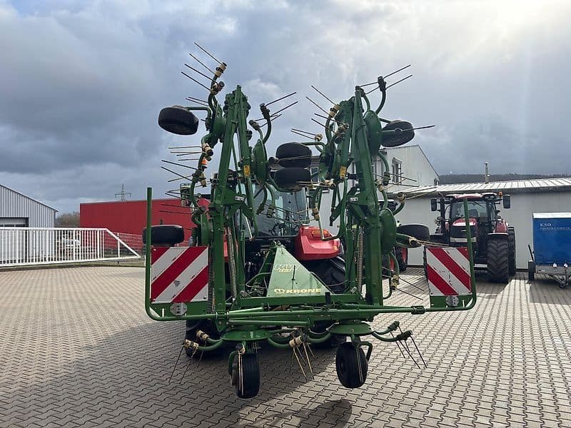 Krone Kreiselzettwender KW 8.82/8