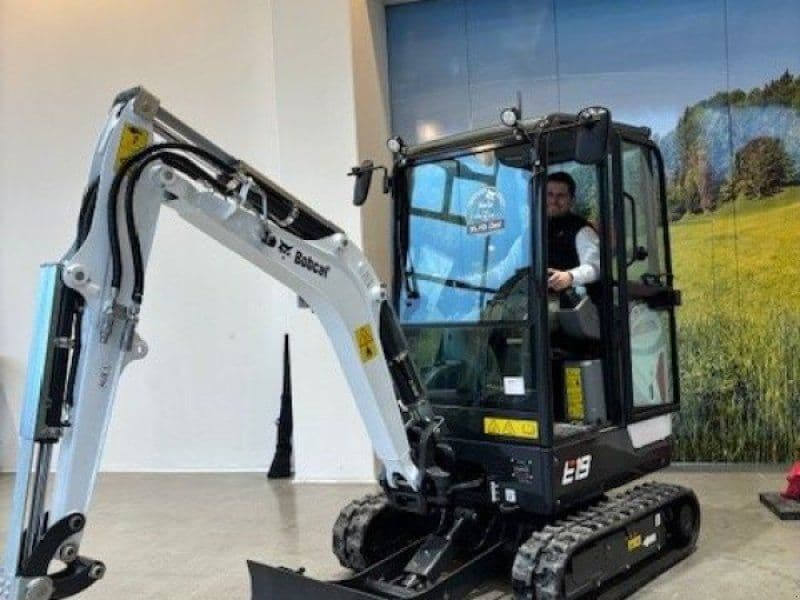 Bobcat E19