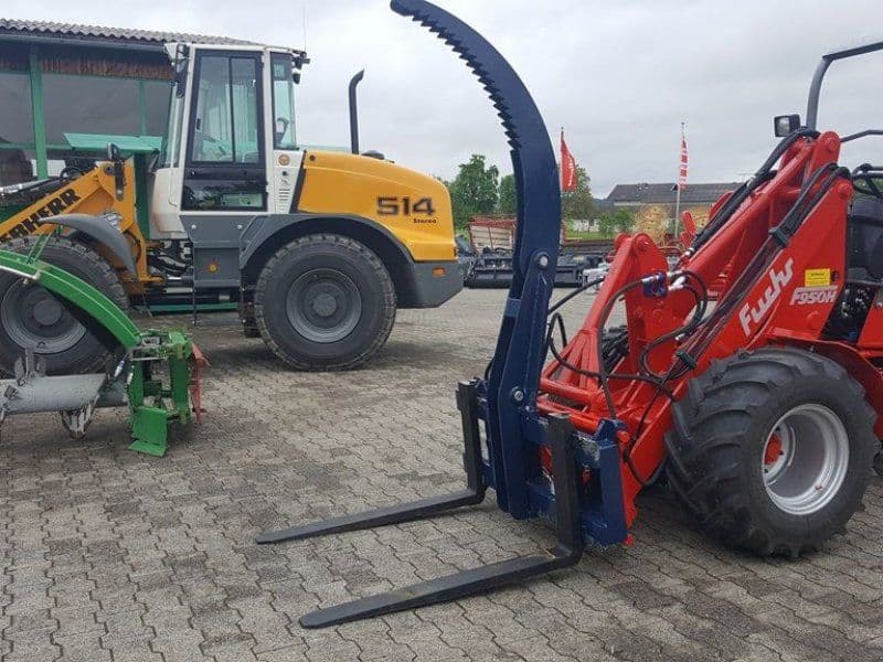 Fuchs Holzgreifer Palettengabel mit Niederhalter hydrl