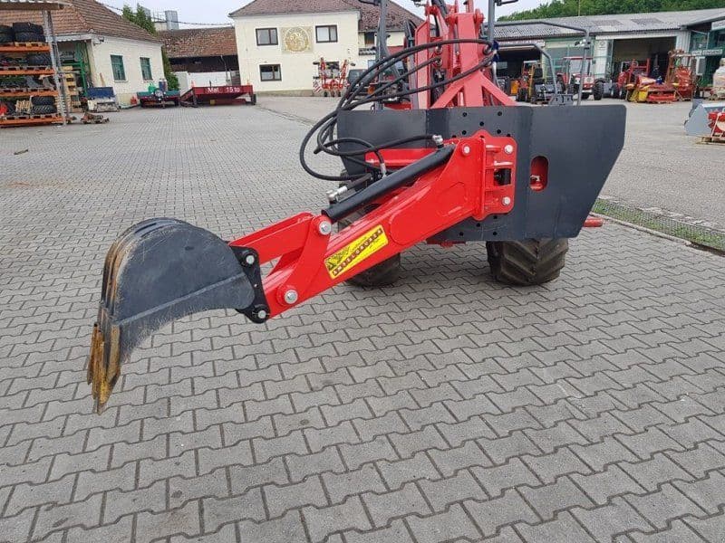 Dominator Baggerarm HD 2 PLUS hydraulisch schwenkbar