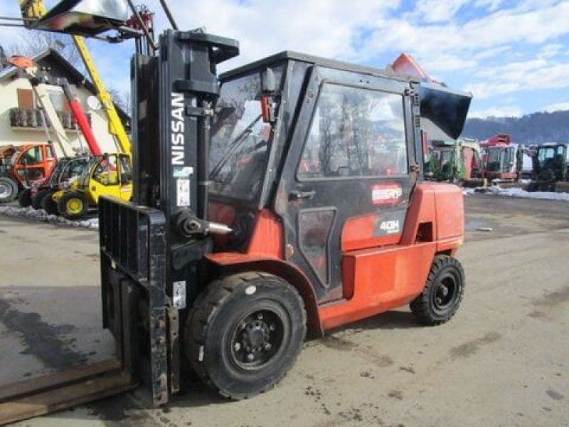 Nissan 4 Ton.-Tripl-FH 4,5m + Seitenschieber