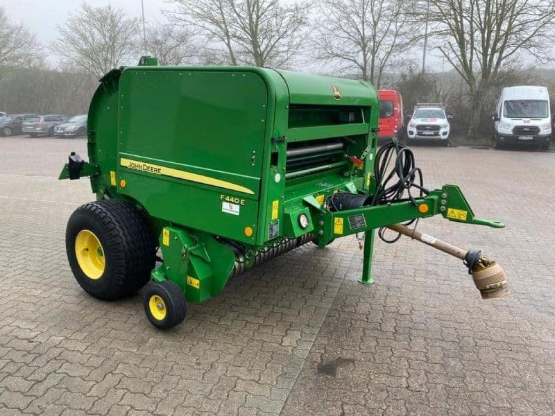 John Deere F440 E FESTKAMMERPRESSE