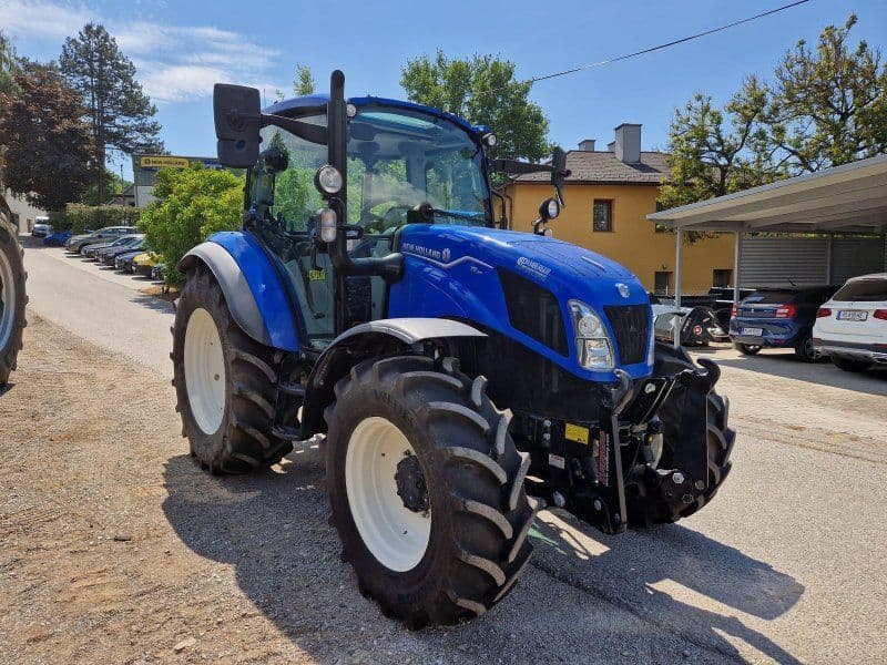 New Holland T5.90