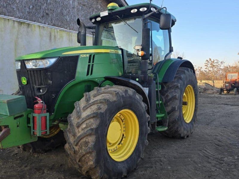 John Deere 7230R