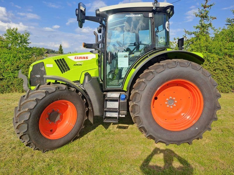 Claas Arion 450