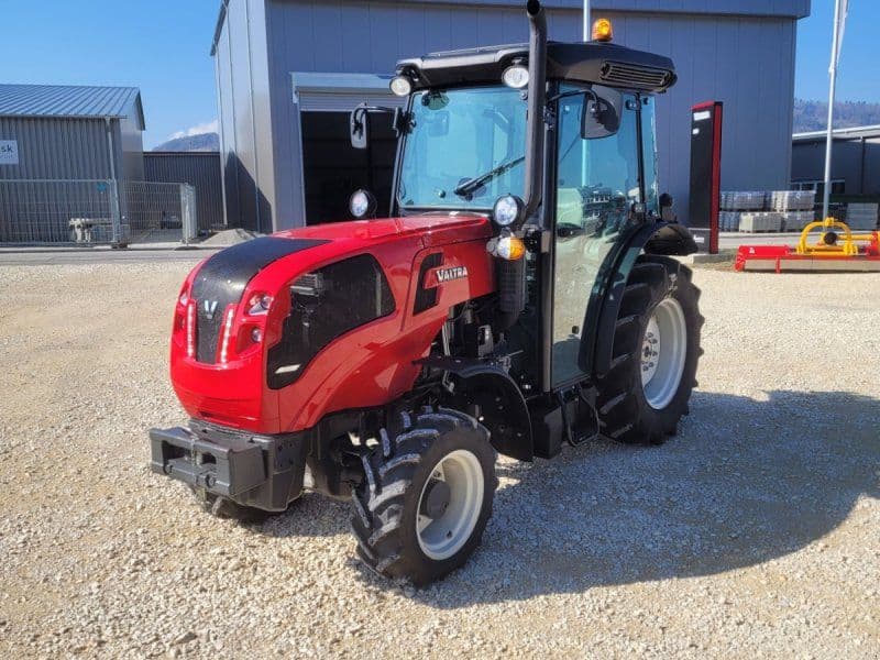 Valtra F105