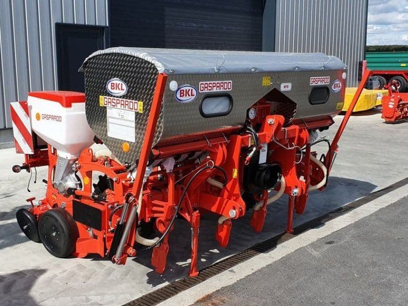 Gaspardo MTR 4 Reihen mit Inox Düngerstreuer