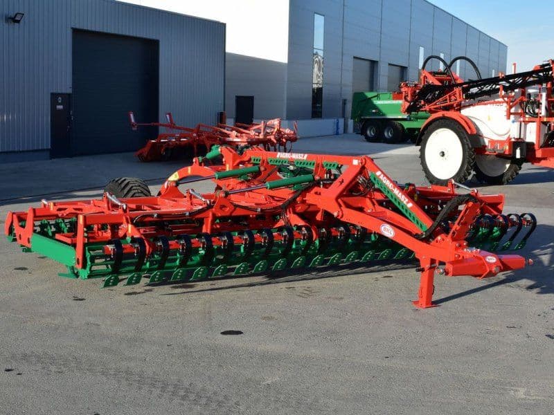 Agro-Masz AUC 60T gezogene kompaktor