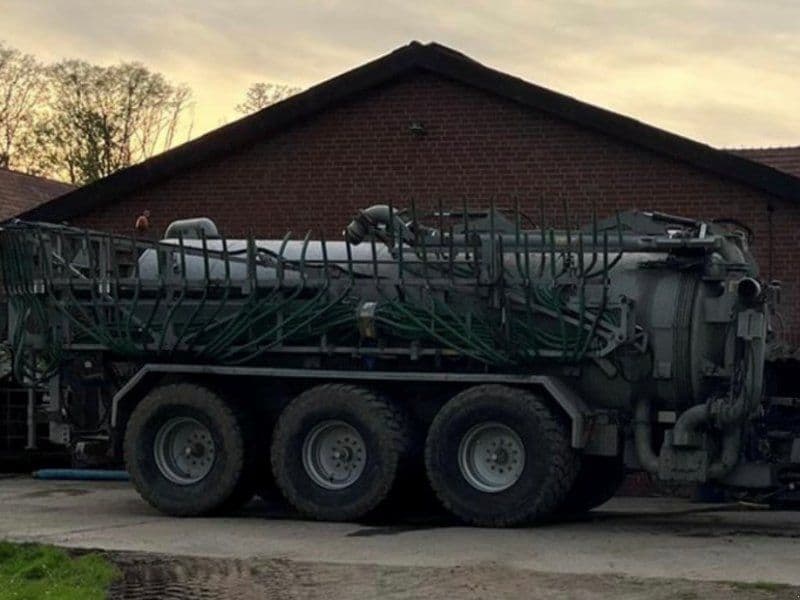 Stapel PT 29000l Tridem