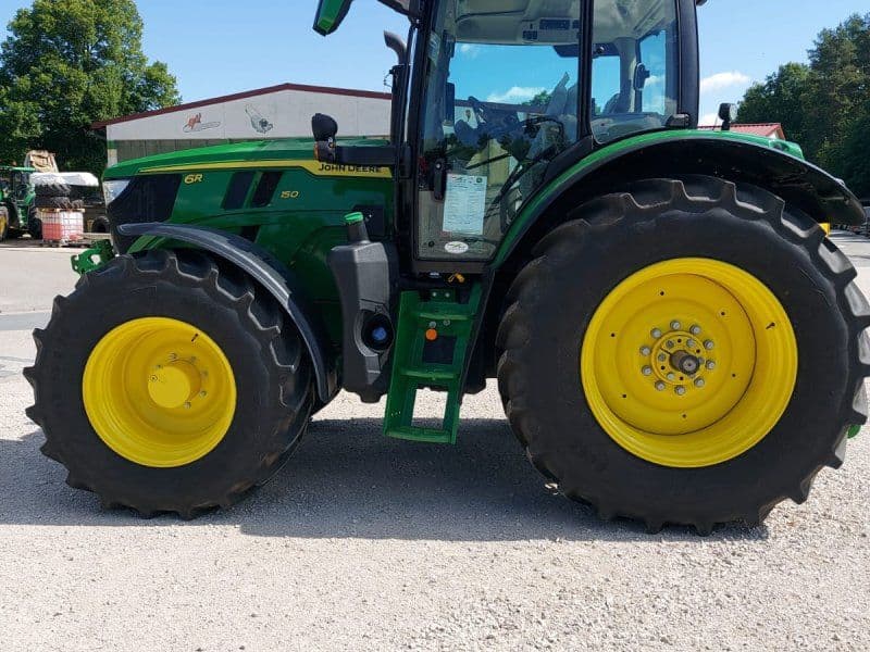 John Deere 6R150