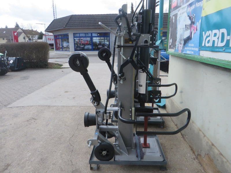 Jansen TS-22 mit 22 Tonnen Zapfwellenantrieb hydr. Stammheber **SOFORT