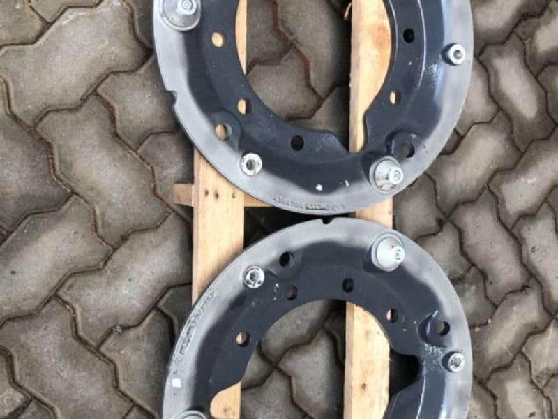 Valtra ADAPTERPLATTE RADGEWICHTE