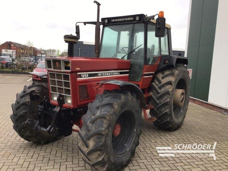 Case IH 1255