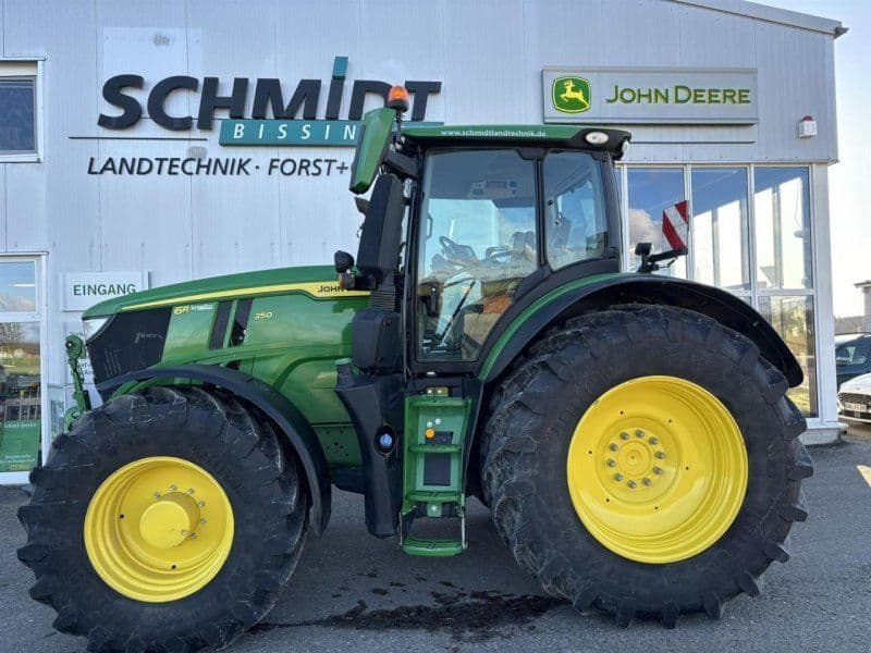 John Deere 6R250