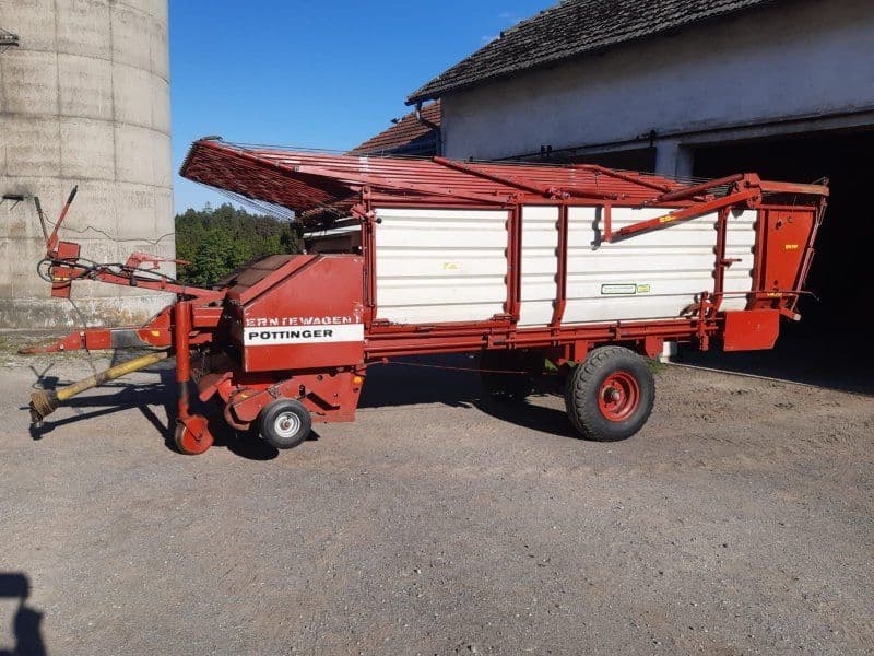 Pöttinger Erntewagen 1