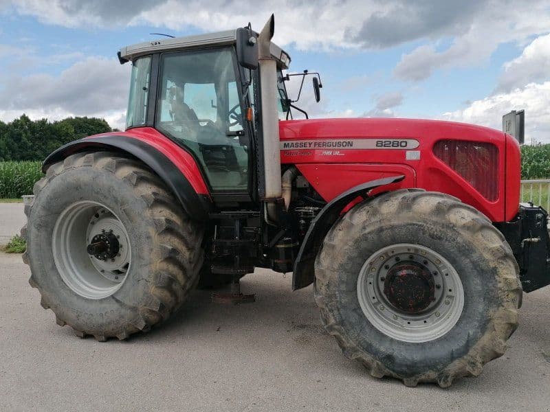 Massey Ferguson 8280-4