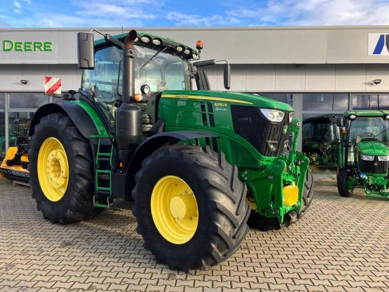 John Deere 6250R