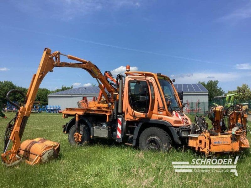 UNIMOG U 405/12 +  MULAG MÄHKOMBINATION