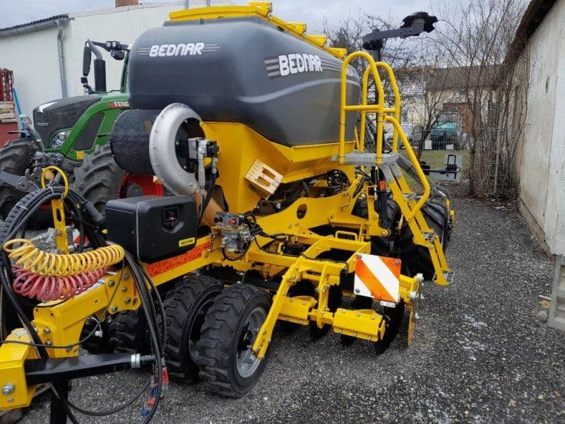 Bednar Omega O 3000L