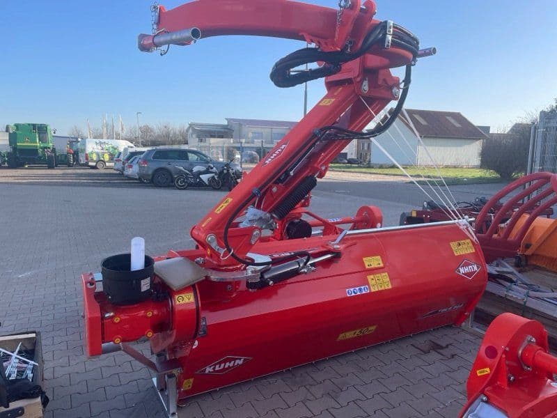 Kuhn TBES 262