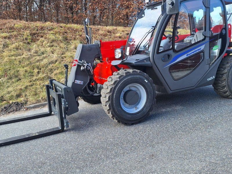 Eurotrac TH25.6 6 METERS