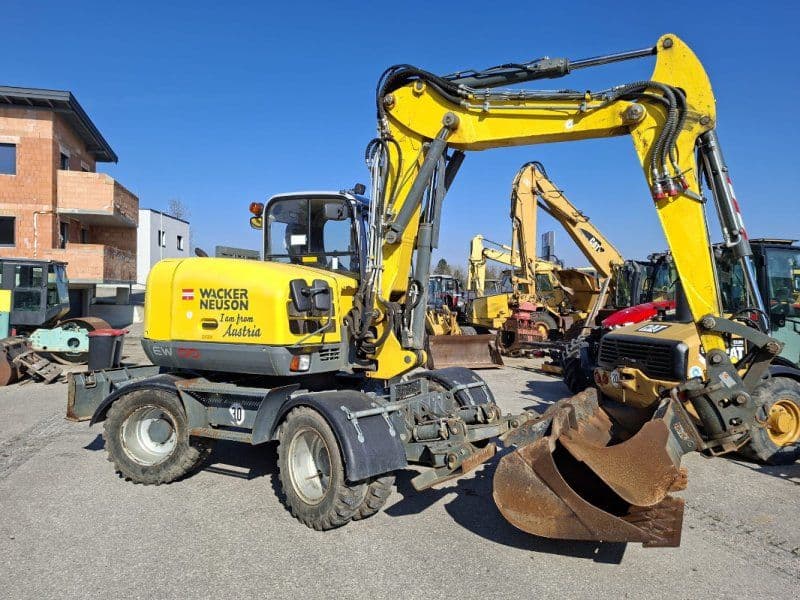 Wacker Neuson EW100, 30 km/h, 4--steering