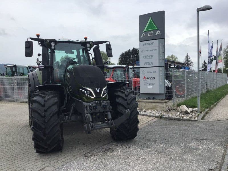 Valtra Q305