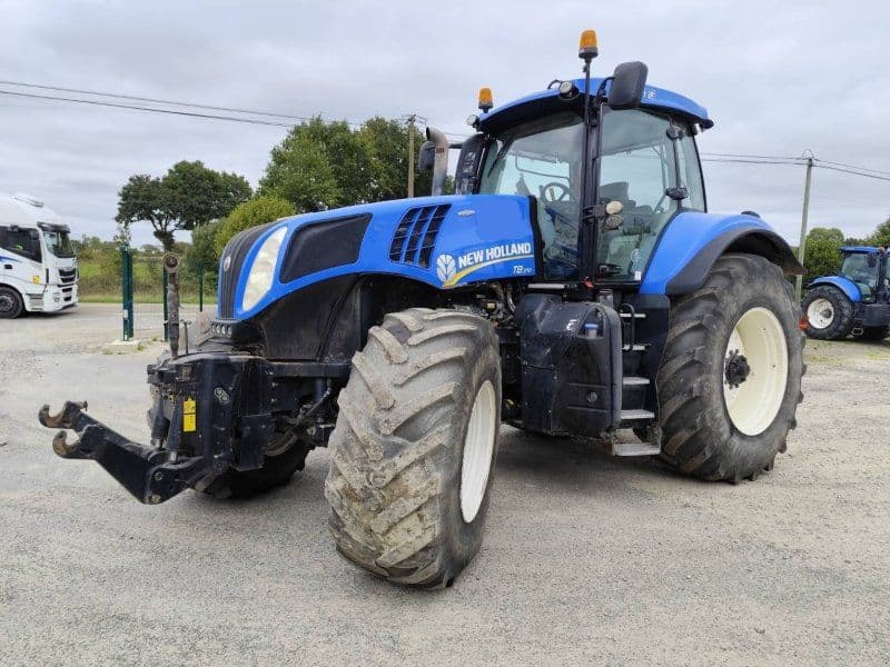 New Holland T8.330AC