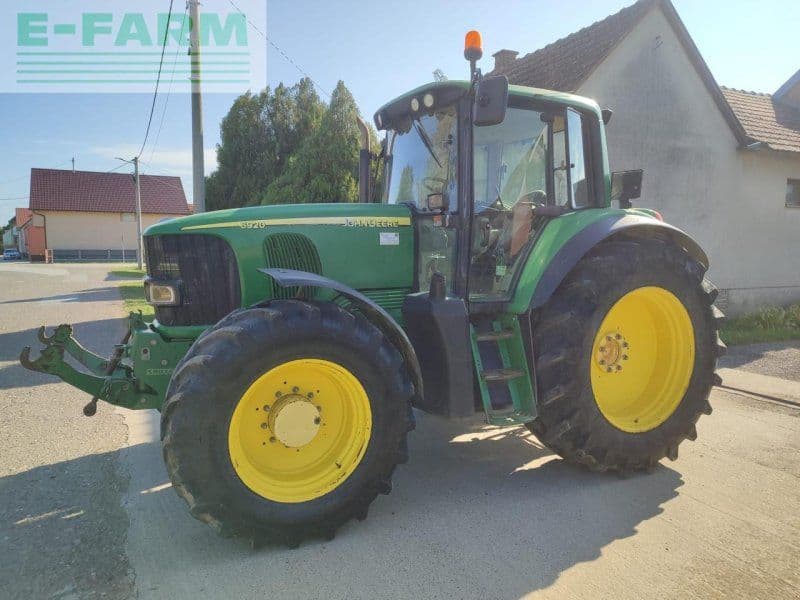 John Deere 6920