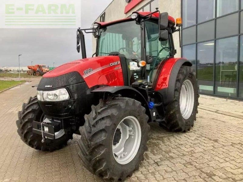 Case IH farmall 100a