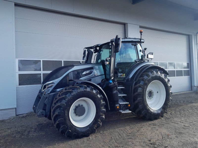 Valtra Q305