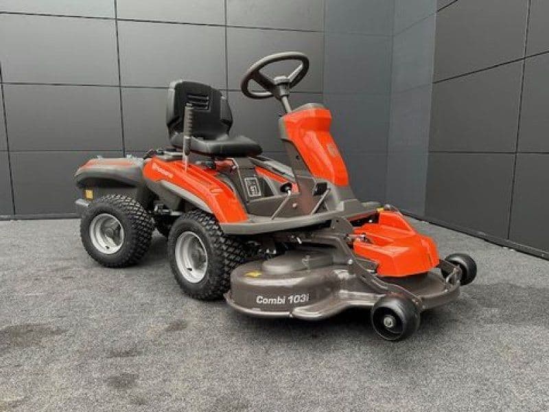 Husqvarna Akkurider R200iX AWD mit 103icm Mähdeck