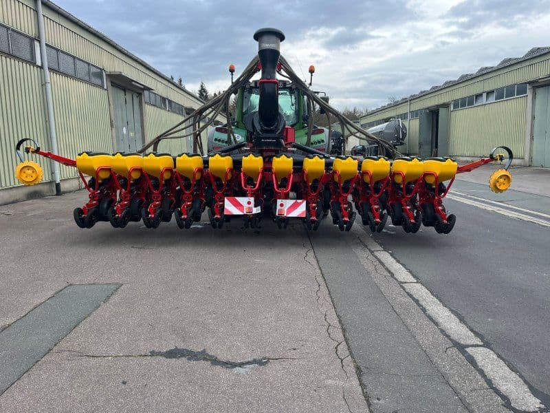 Väderstad Tempo TPV 12