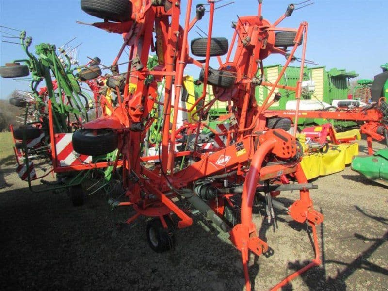 Kuhn GF 8702