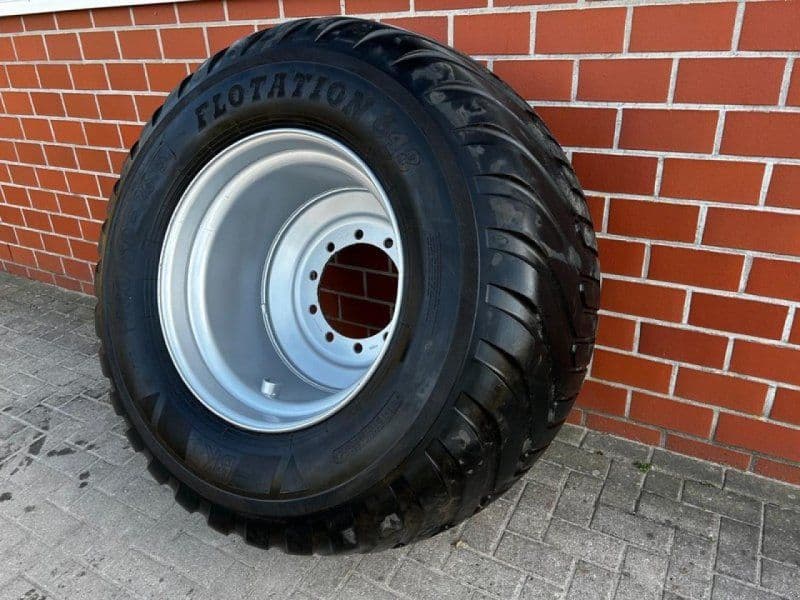 BKT 700/50-26.5 FLOTATION 648