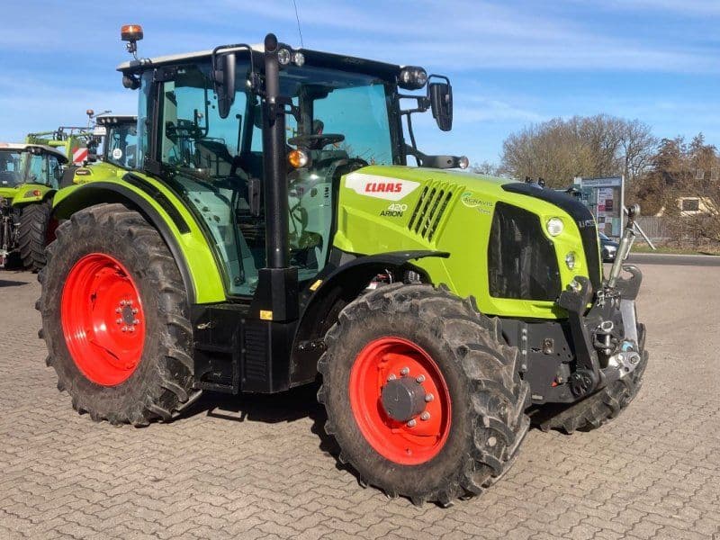 Claas Arion 420