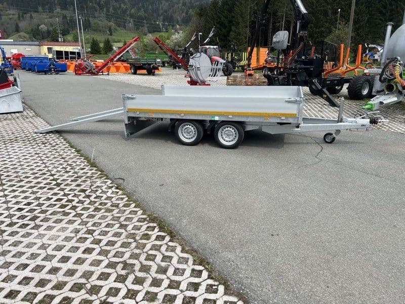 Eduard 3118-GDR,  2700 kg GG